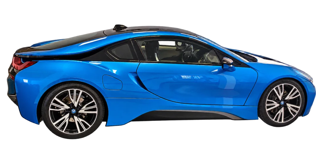 Avant - BMW i8 — Du bleu à l’argenté